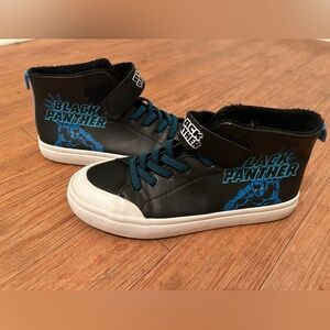H&M Black Panther Kids Shoes (Size 2.5)